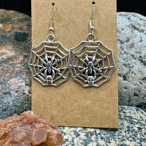 Halloween Themed Spooky Creepy Earrings. Spiderwebs with Spider in the Center.